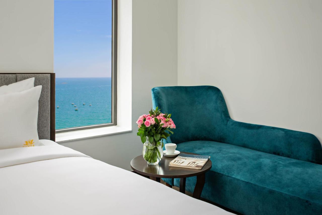 Santa Luxury Hotel Дананг Экстерьер фото
